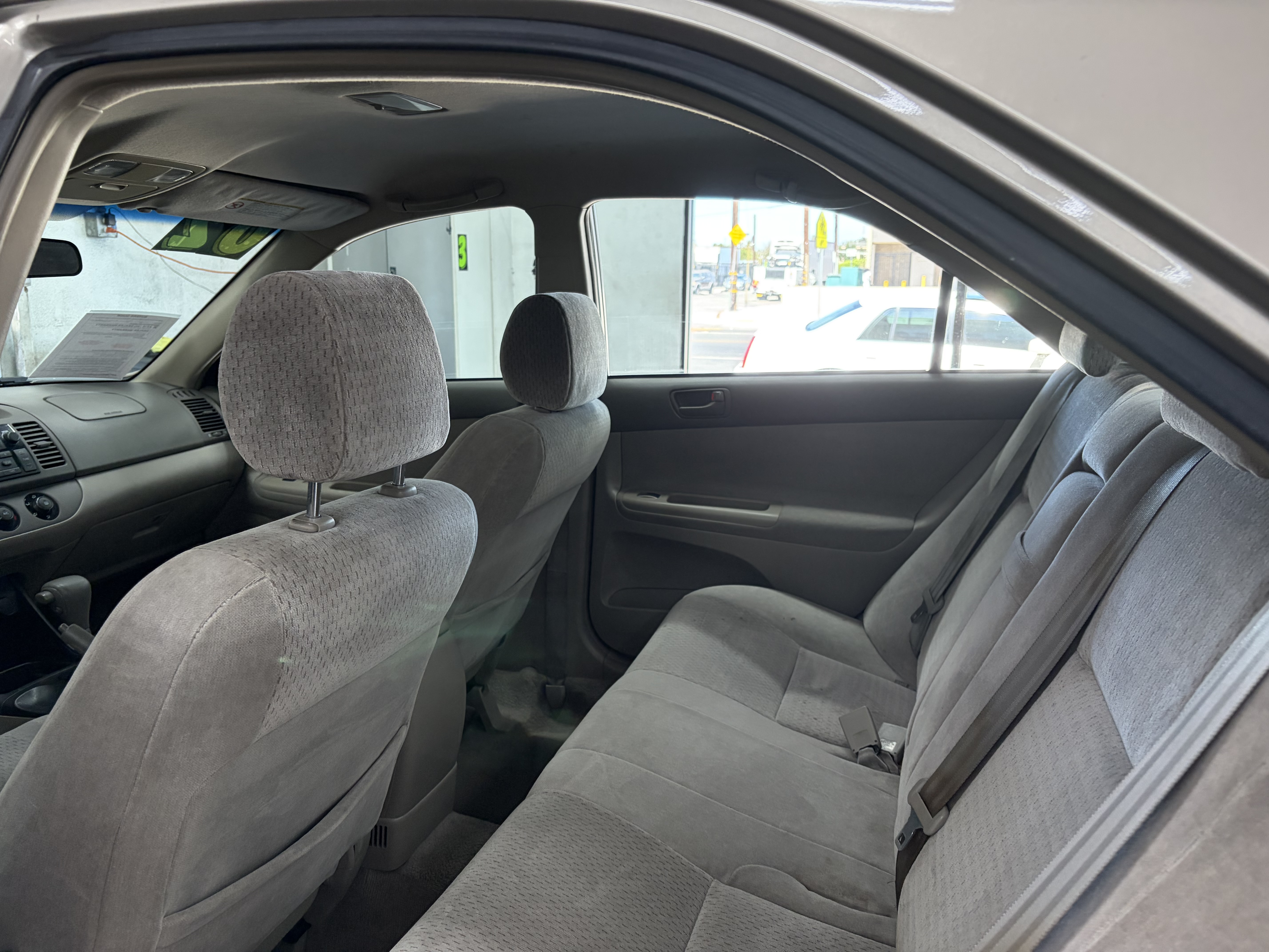 Used 2002 Toyota Camry LE Sedan FWD image 11