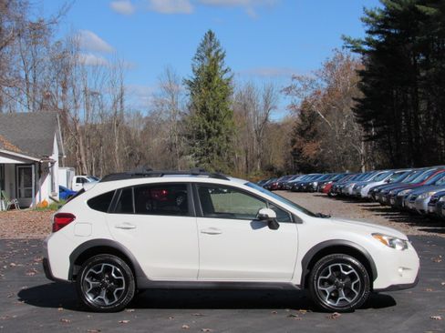 Used 2015 Subaru XV Crosstrek 2.0i Limited image 15