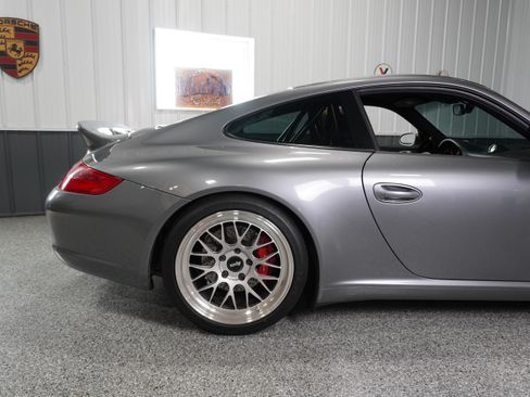 Used 2005 Porsche 911 Carrera S RWD image 4