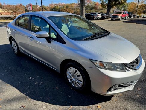 Used 2014 Honda Civic LX image 7