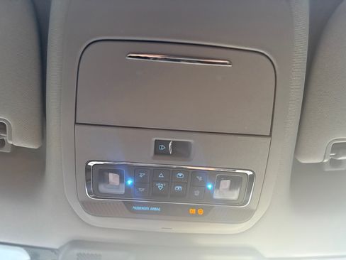 Used 2025 Ford F350 Lariat image 23