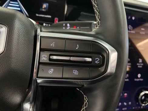 Used 2024 GMC Acadia Denali AWD/4WD image 21