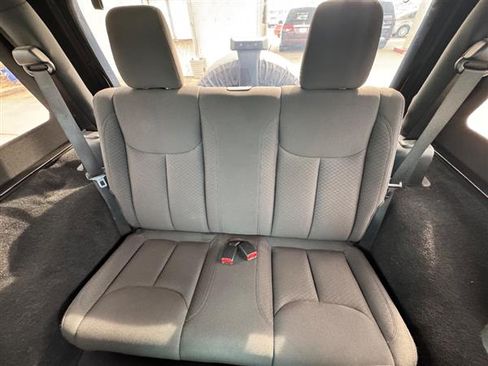 Used 2016 Jeep Wrangler Sport image 14