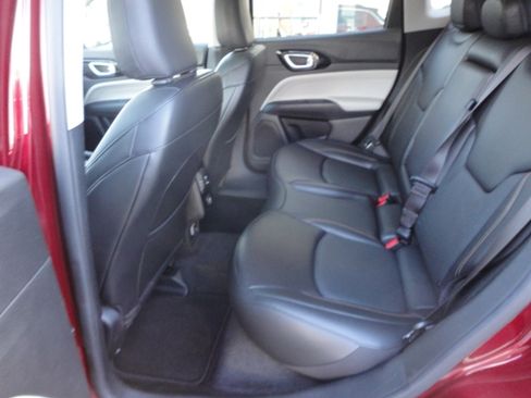 Used 2022 Jeep Compass Limited image 17