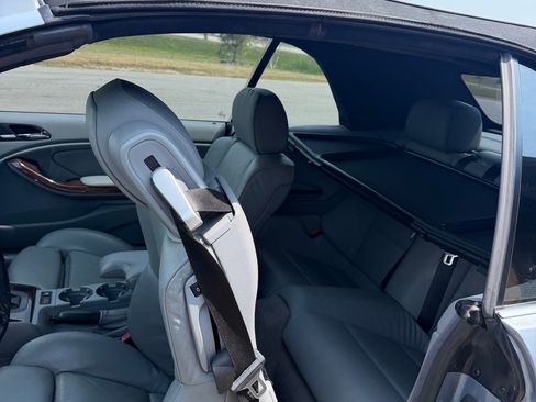 Used 2006 BMW 330Ci Convertible RWD image 16