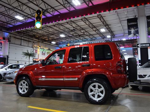 Used 2007 Jeep Liberty Limited image 4