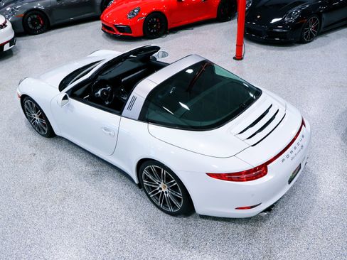 Used 2015 Porsche 911 Targa 4S image 6
