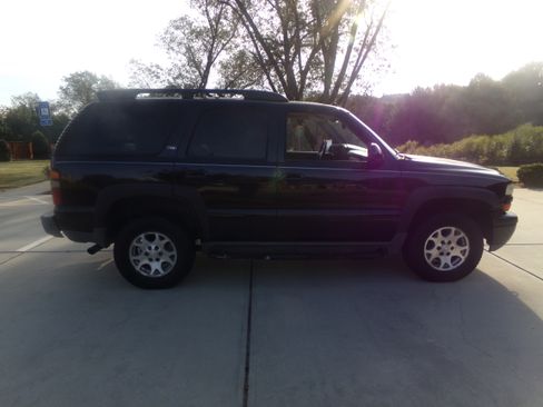 Used 2005 Chevrolet Tahoe Z71 image 6