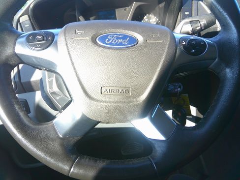 Used 2024 Ford Transit 350 148 Low Roof Wagon RWD image 9