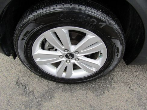 Used 2019 Kia Sportage AWD LX image 11