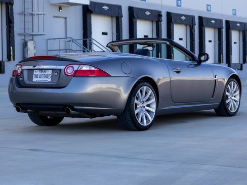 Used 2008 Jaguar XK image 3