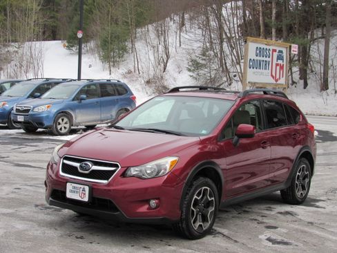 Used 2013 Subaru XV Crosstrek 2.0i Premium image 1