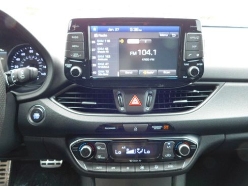 Used 2019 Hyundai Elantra GT N Line image 13