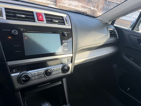 Used 2016 Subaru Outback 2.5i Premium image 15