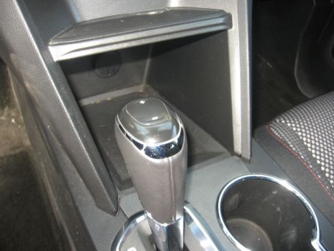 Used 2017 Chevrolet Equinox LT image 12