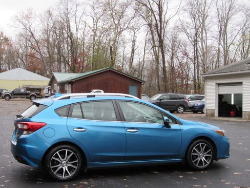 Used 2019 Subaru Impreza 2.0i Limited image 14