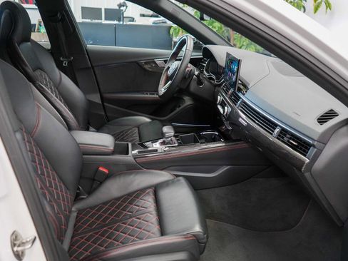 Used 2023 Audi S4 Premium Plus image 59