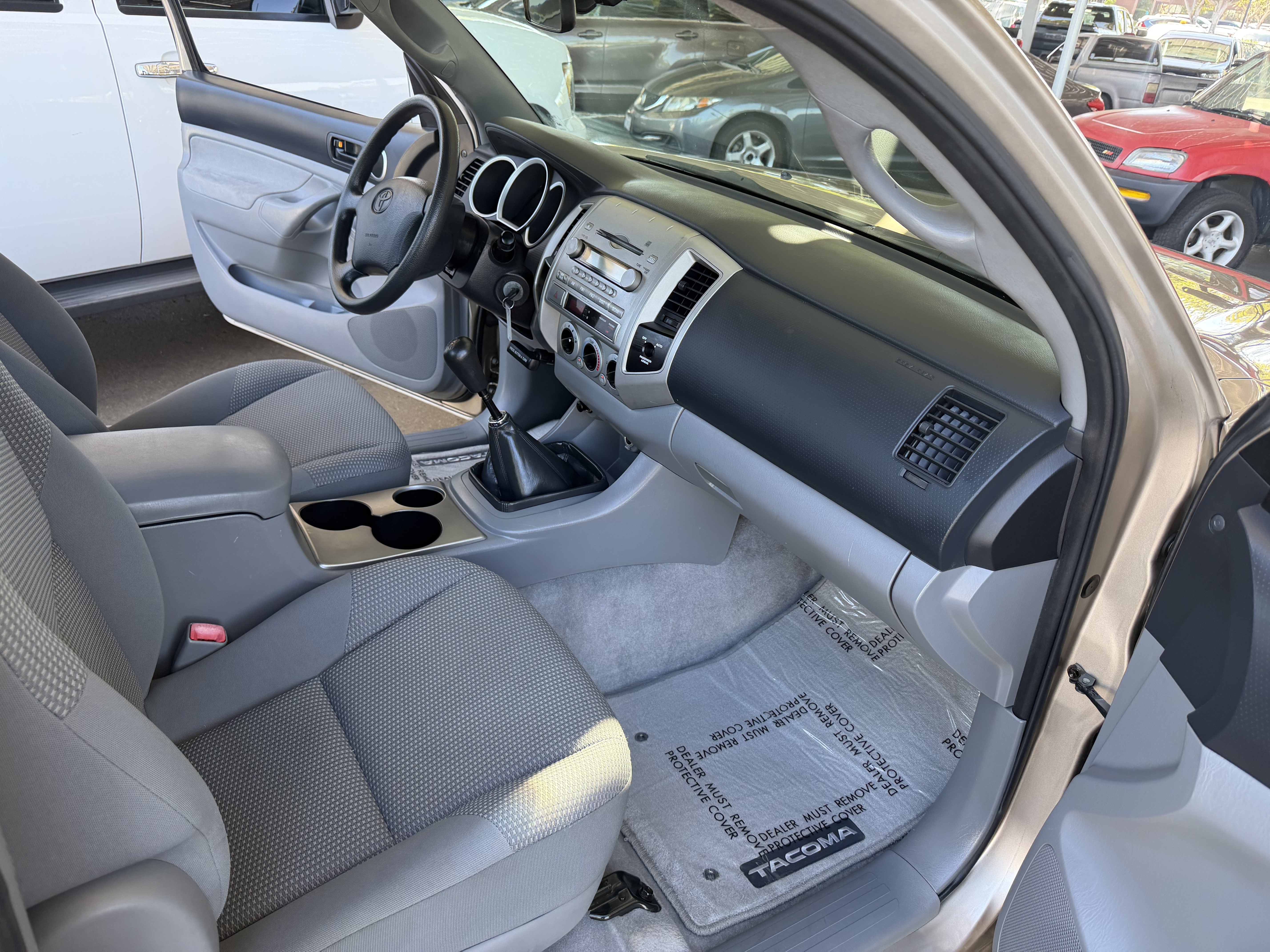 Used 2006 Toyota Tacoma 2WD Regular Cab PreRunner image 29