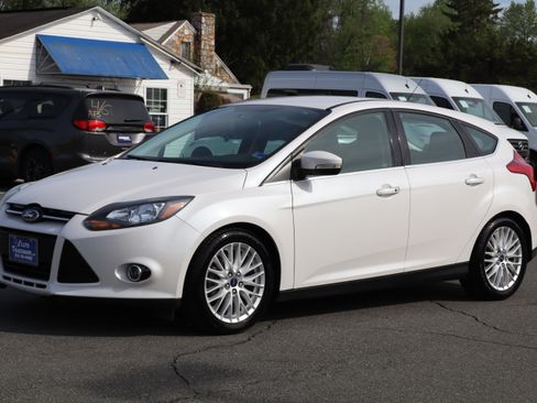 Used 2014 Ford Focus Titanium image 3