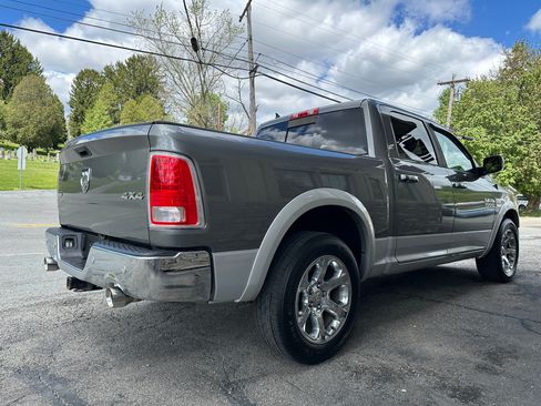 Used 2013 RAM 1500 Laramie AWD/4WD image 4