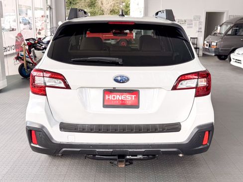 Used 2019 Subaru Outback 3.6R Limited image 5