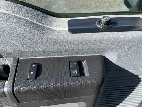 Used 2014 Ford F450 image 8