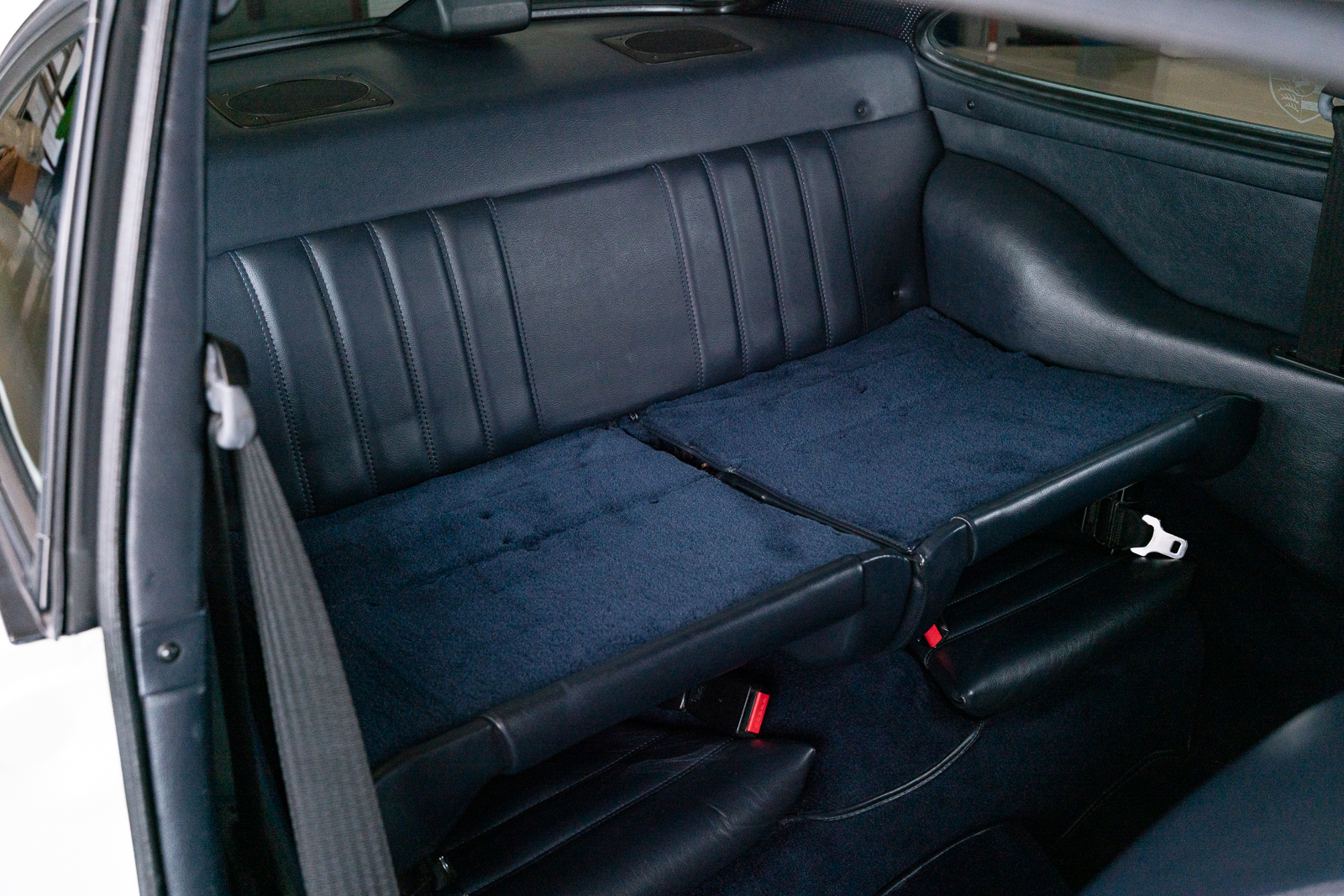 Used 1987 Porsche 911 Carrera Coupe RWD image 70