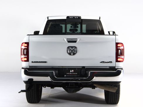 Used 2020 RAM 2500 4x4 Crew Cab Laramie image 11