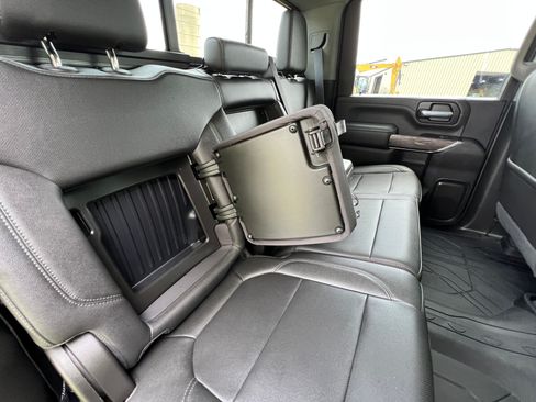 Used 2022 Chevrolet Silverado 3500 LTZ image 28