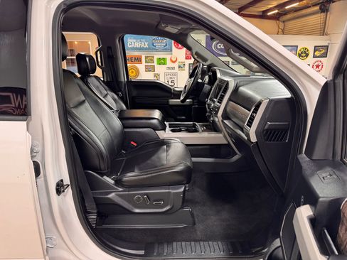Used 2018 Ford F250 Lariat image 19