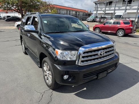 Used 2011 Toyota Sequoia Limited image 10