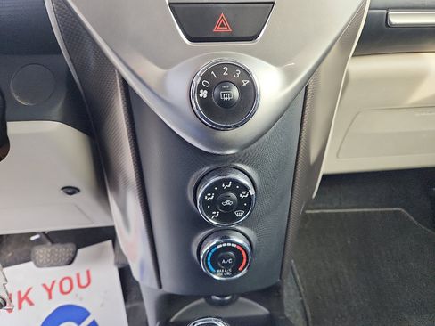 Used 2014 Scion iQ 10 Series image 18