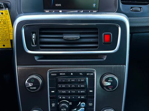 Used 2012 Volvo S60 T5 image 29