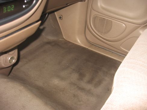 Used 2004 Toyota Tundra image 11