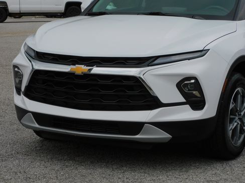 Used 2025 Chevrolet Blazer FWD LT w/ 2LT image 10