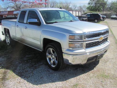 Used 2015 Chevrolet Silverado 1500 image 3