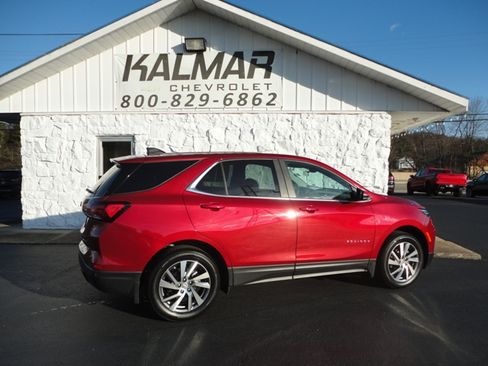 Used 2024 Chevrolet Equinox LT image 11