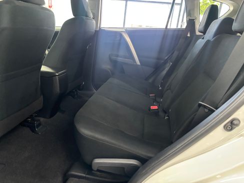 Used 2015 Toyota RAV4 LE image 11