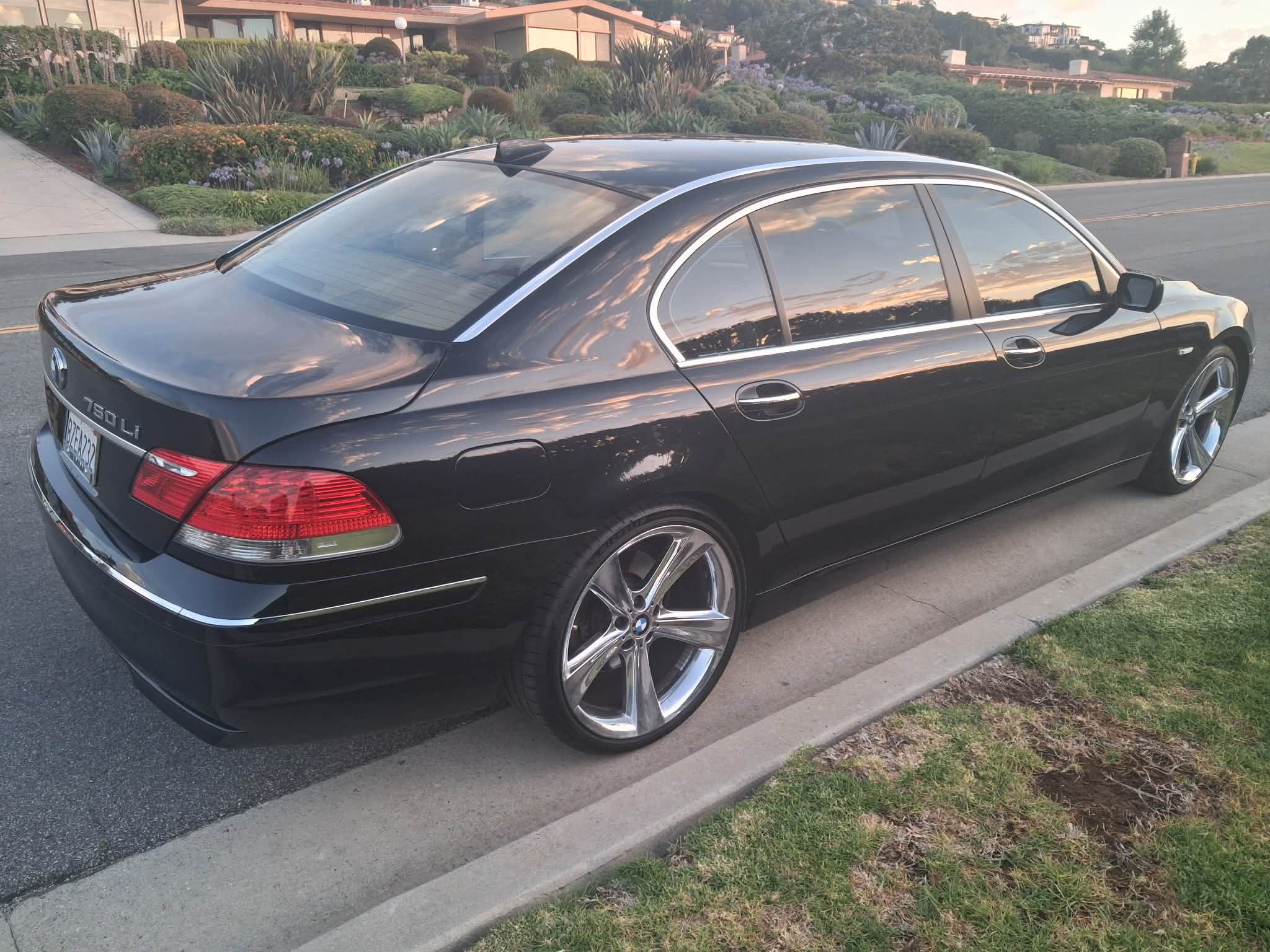 Used 2007 BMW 750Li UNAVAIL RWD image 9