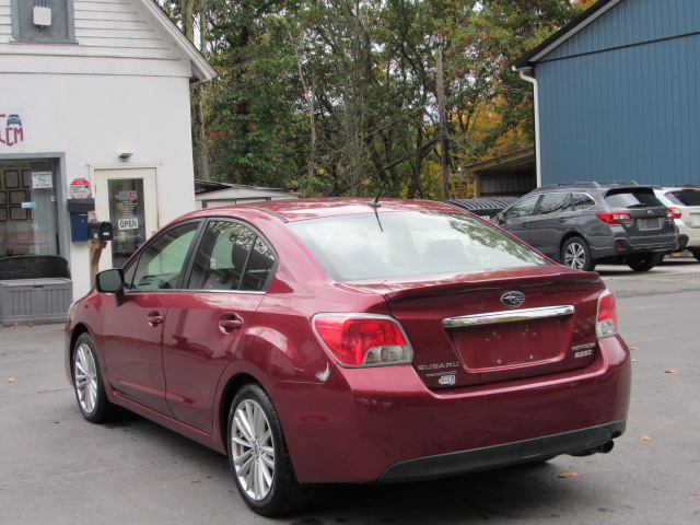 Used 2015 Subaru Impreza 2.0i Premium Sedan AWD/4WD image 6