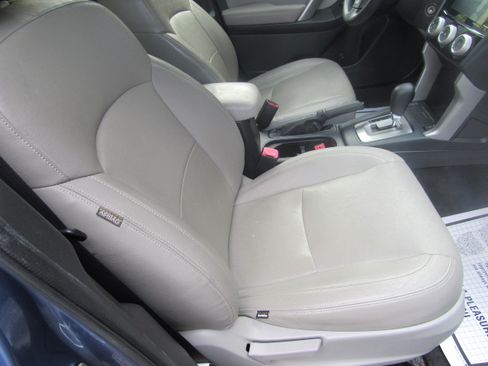 Used 2016 Subaru Forester 2.5i Premium AWD/4WD image 16