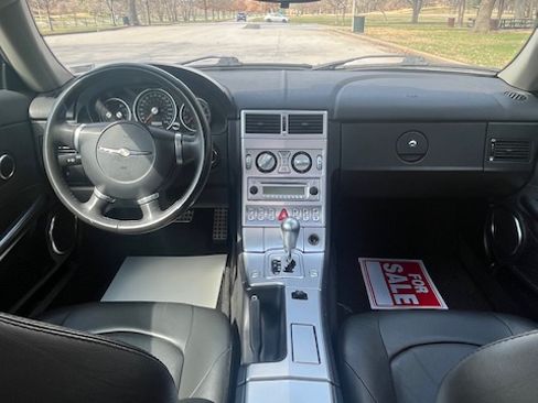 Used 2005 Chrysler Crossfire LT image 6