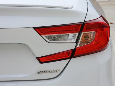 Used 2020 Honda Accord Sport image 23