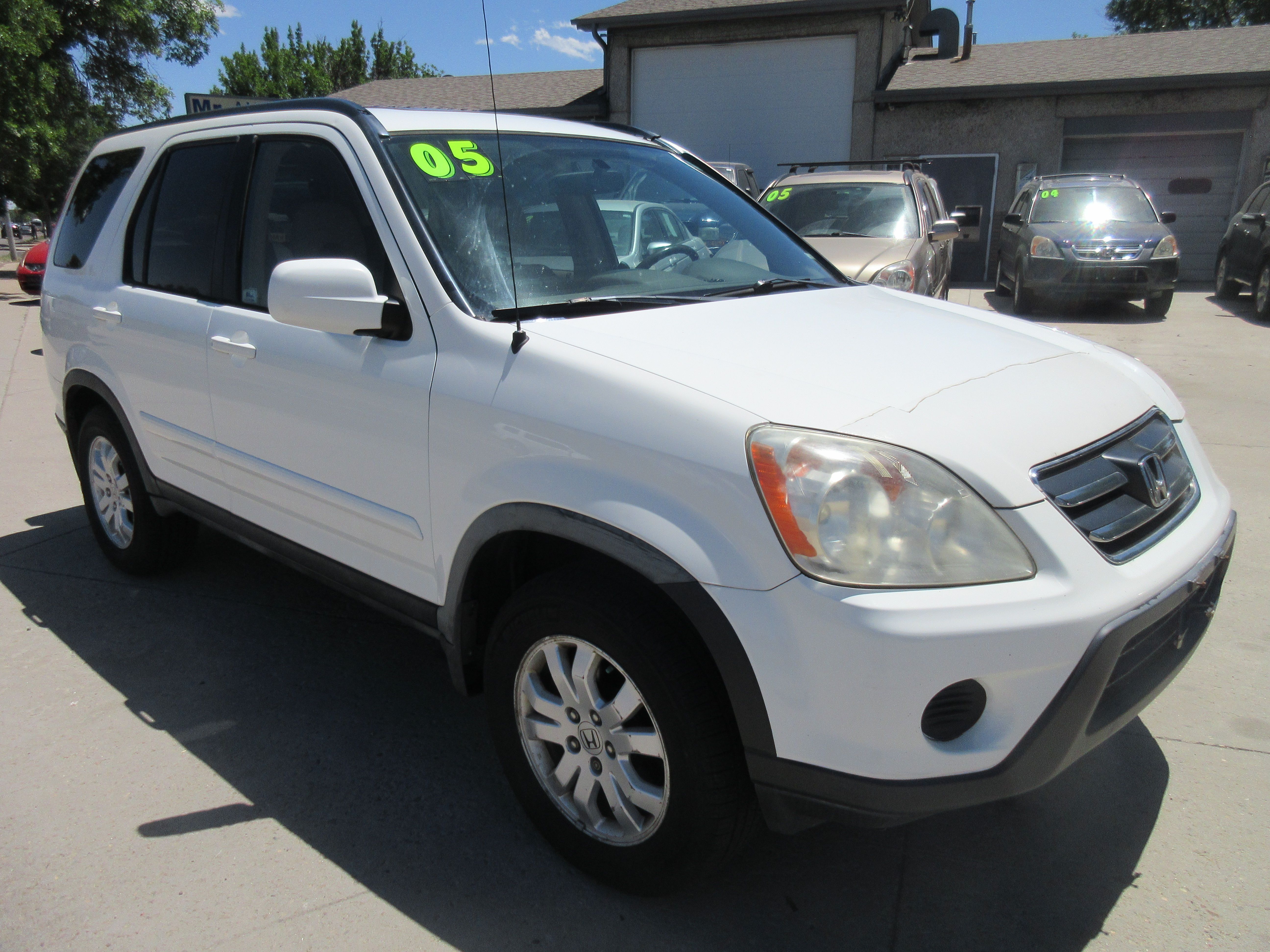 Used 2005 Honda CR-V 4WD SE image 2