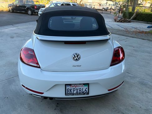 Used 2017 Volkswagen Beetle 1.8T Convertible FWD image 8