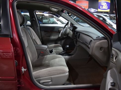 Used 2005 Chevrolet Impala LS FWD image 21