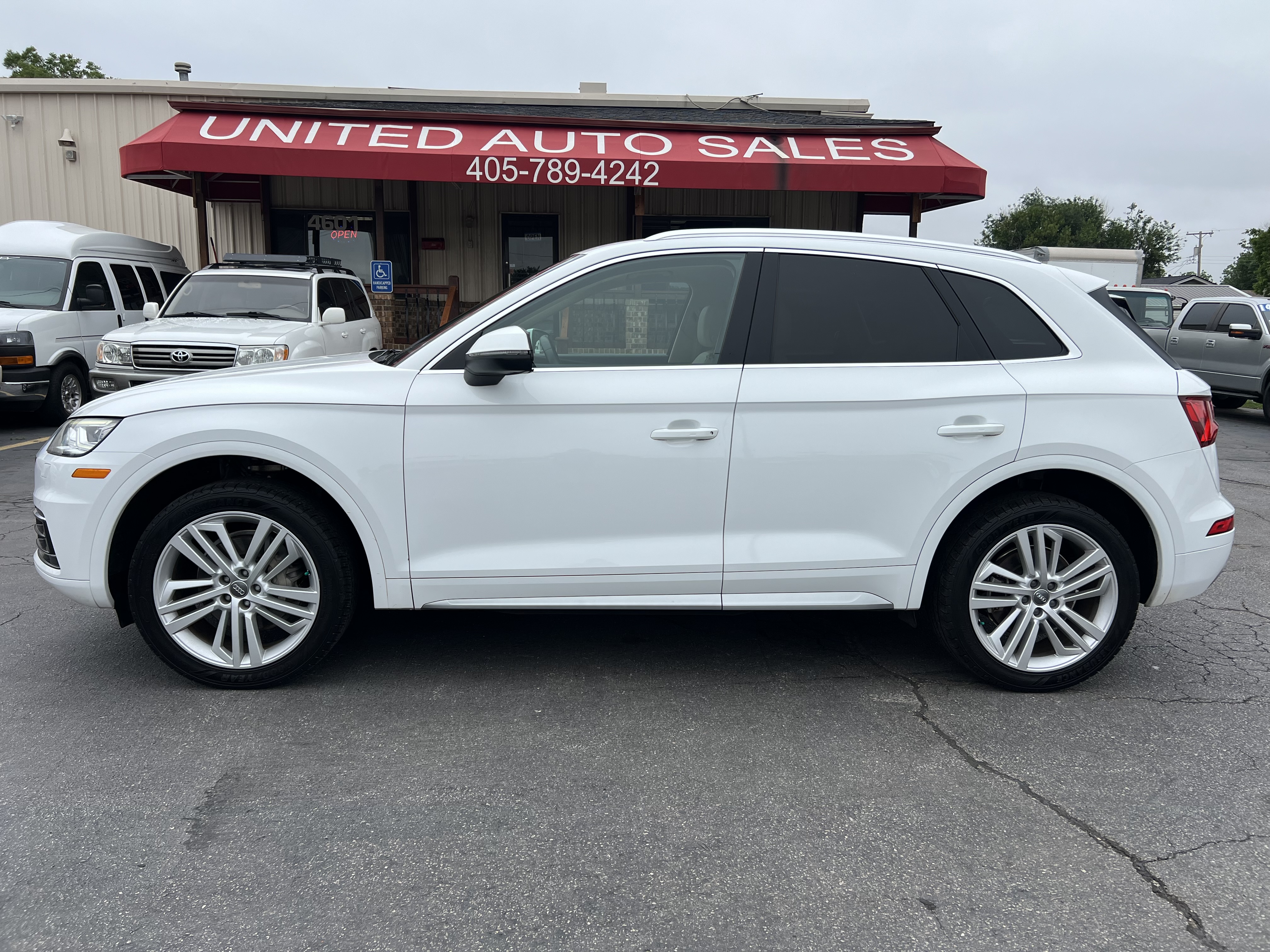 Used 2018 Audi Q5 2.0T Premium Plus AWD/4WD image 1