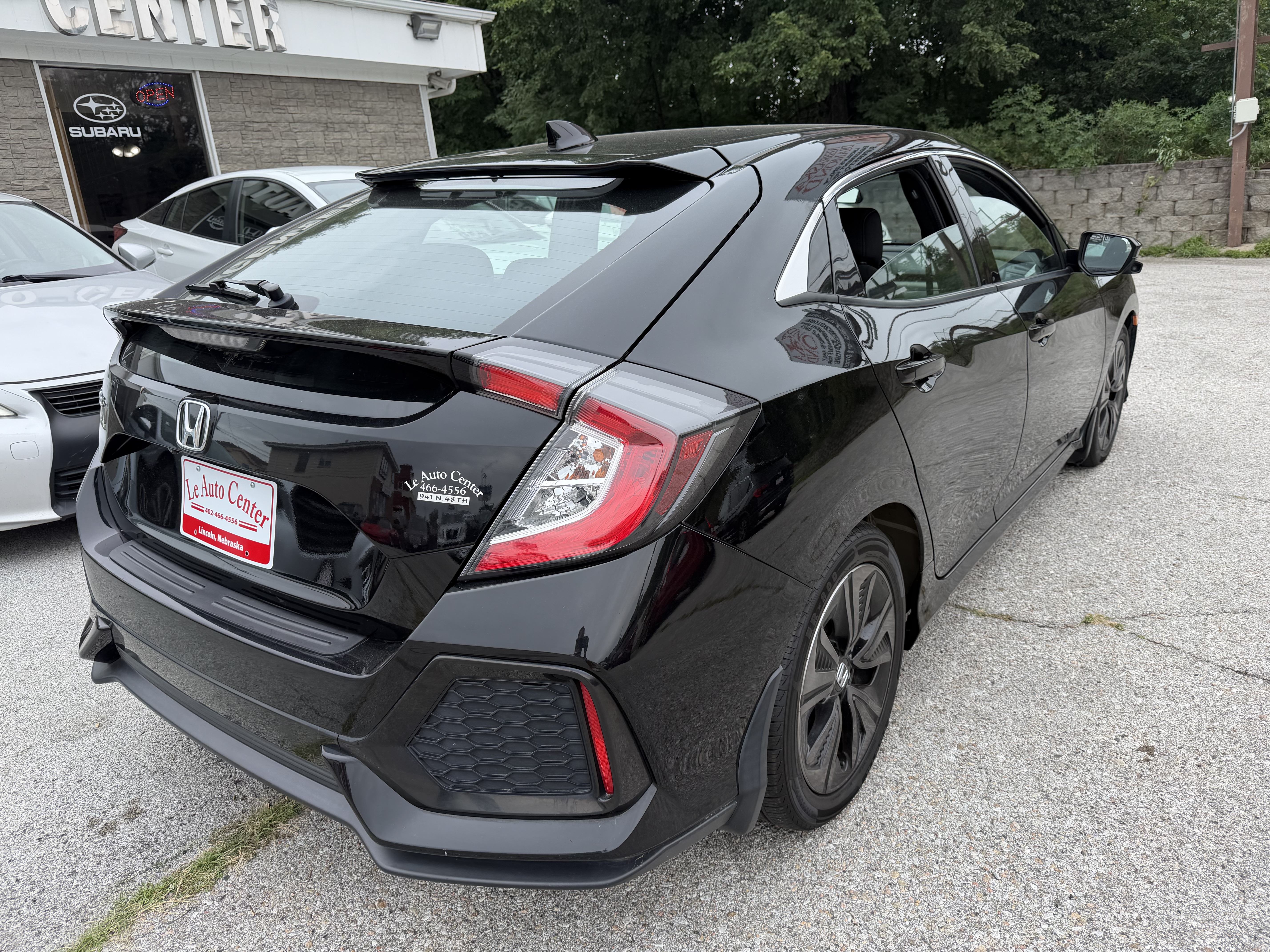 Used 2018 Honda Civic EX Hatchback image 6