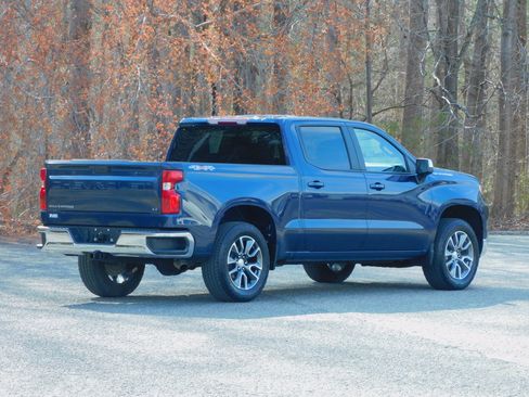 Used 2023 Chevrolet Silverado 1500 LT image 10