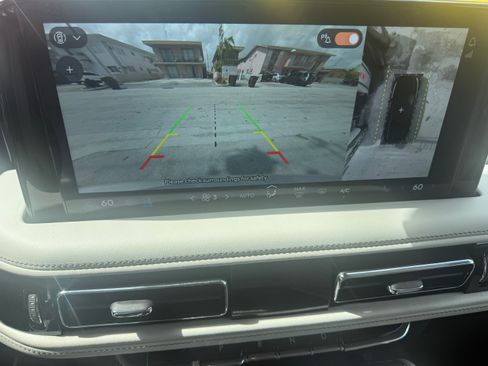 Used 2025 Lincoln Aviator 2WD Reserve image 13